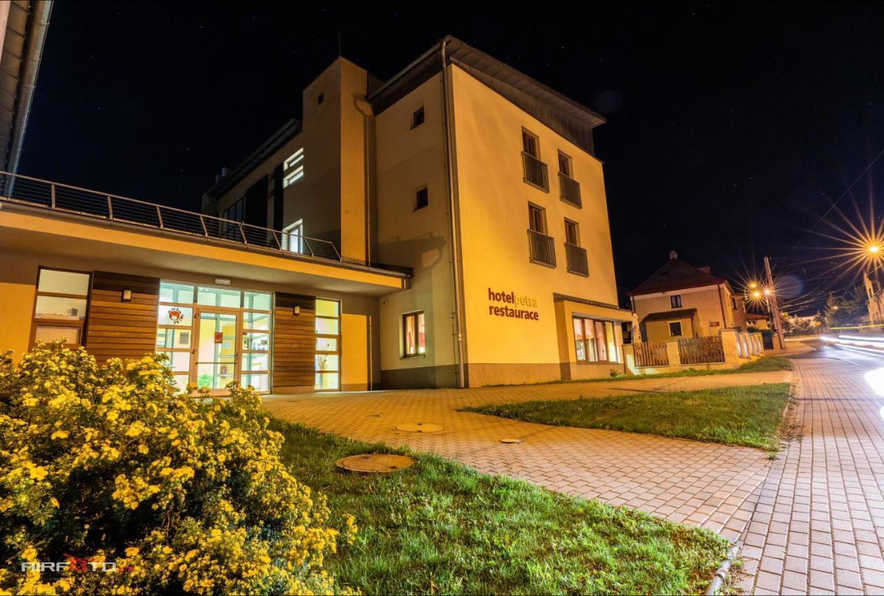 Hotel Petra Liberec Kültér fotó