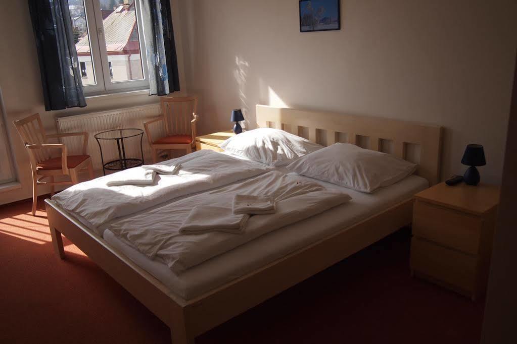 Hotel Petra Liberec Kültér fotó